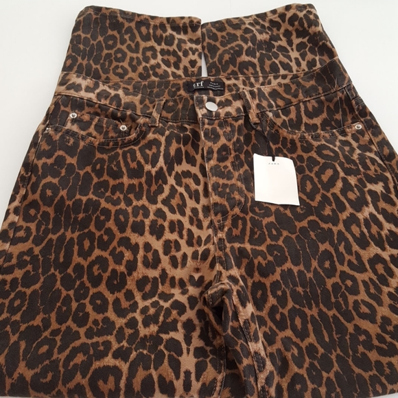 Zara trf Leopard Button Front Jeans NWT - Picture 7 of 8